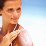 10 ошибок при использовании солнцезащитного крема