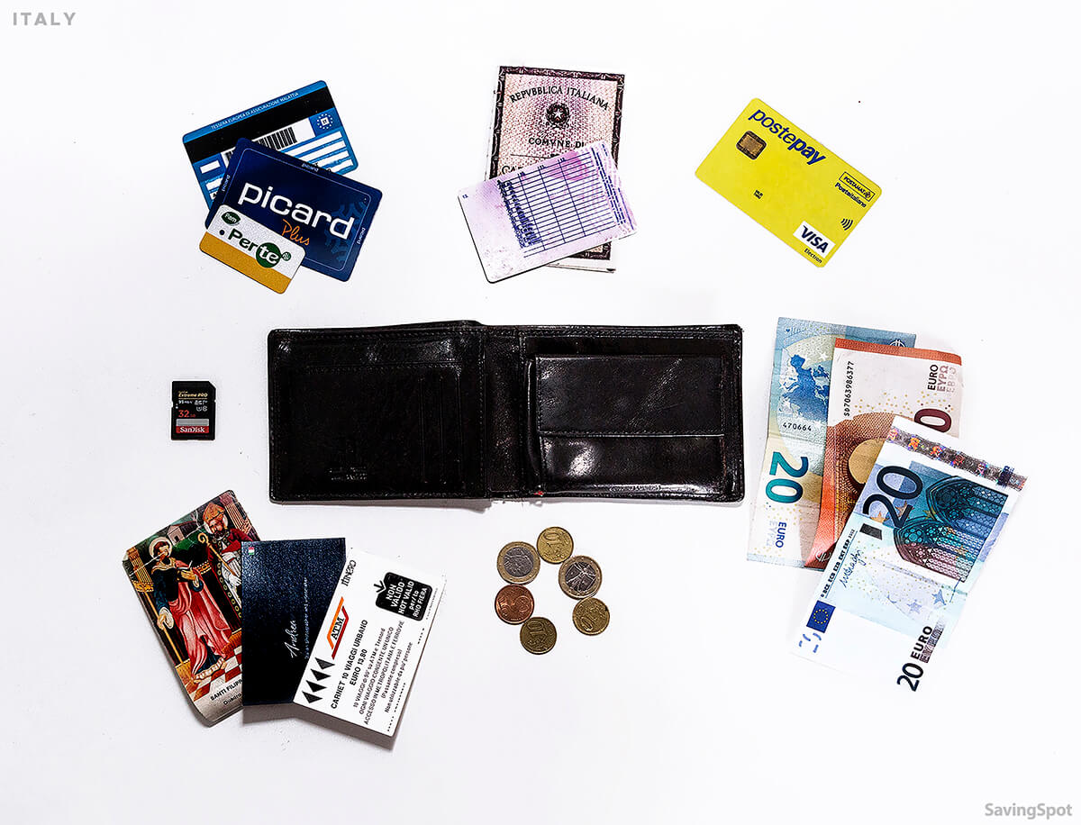 «Что у вас в кошельке?» — проект, где люди из разных стран показали содержимое своих бумажников 147