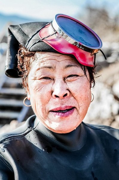 «Храбрые русалки»: невероятно тяжелая работа корейских ныряльщиц хэнё 36