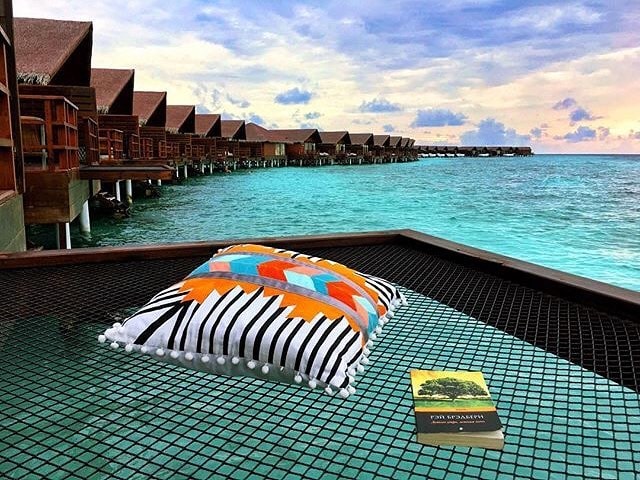 Отель на Мальдивах предлагает гостям за 400$ спать под открытым небом прямо над Индийским океаном 29