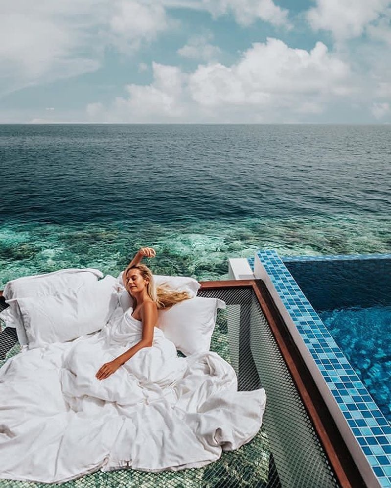 Отель на Мальдивах предлагает гостям за 400$ спать под открытым небом прямо над Индийским океаном 32