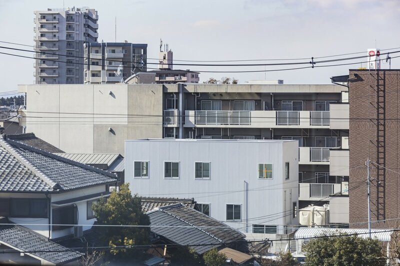 Семья из Японии живёт в доме, в котором есть целых 13 этажей 36