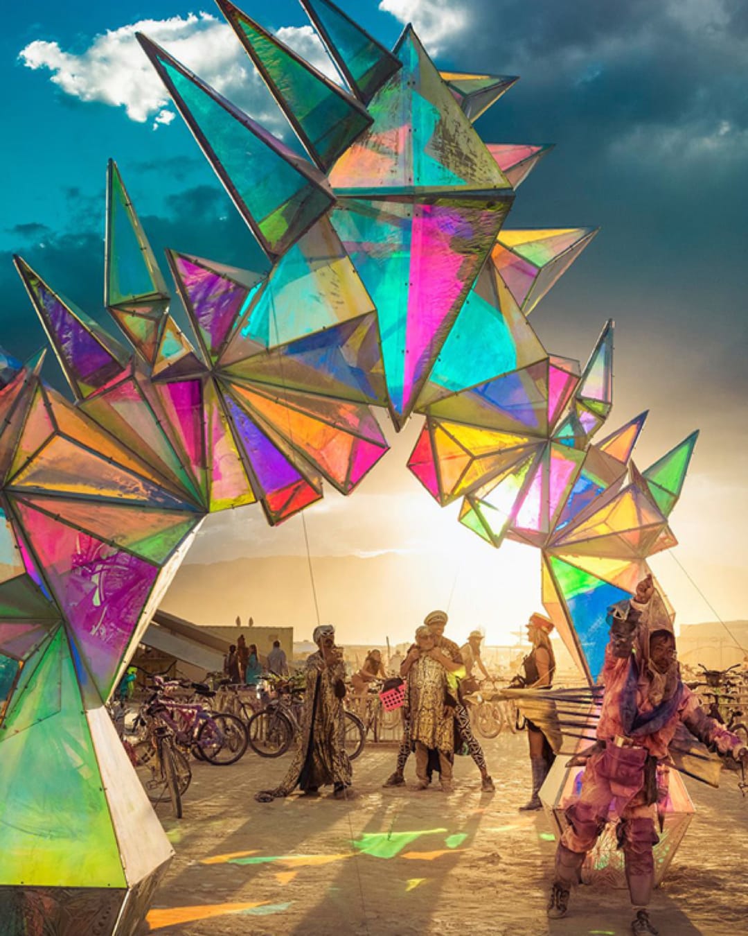 20 фотографий с фестиваля Burning Man 2019 — самого пыльного и огненного события года 72