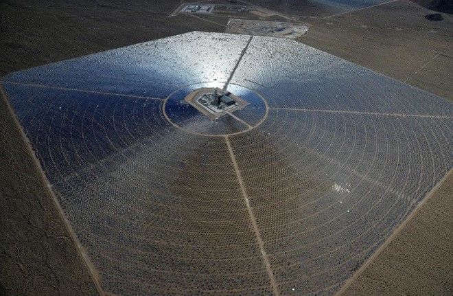 Крупнейшая в мире солнечная электростанция 52