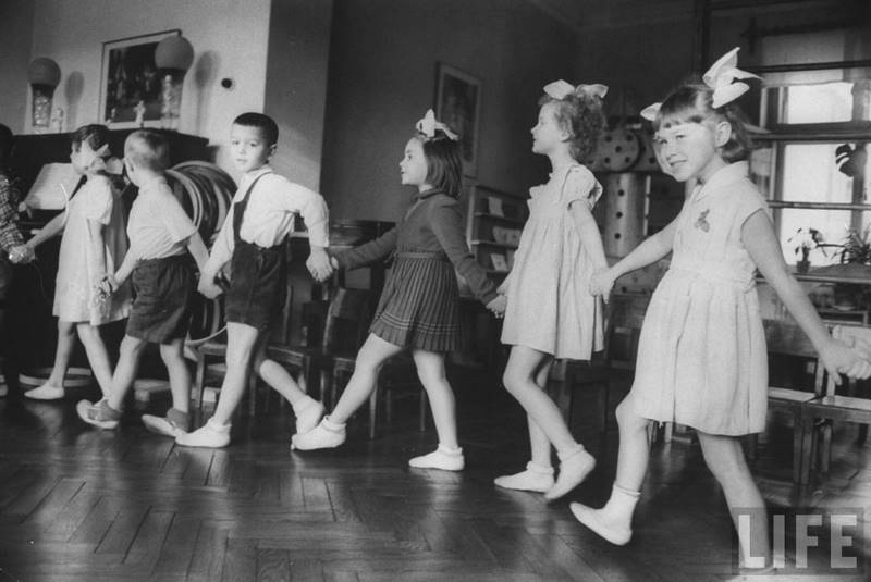 Детский сад из СССР в 1960-ом в объективе иностранного фотографа LIFE 58