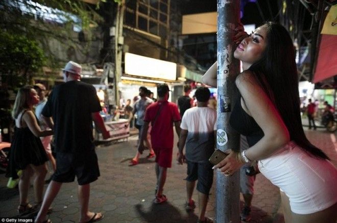 Любовь по расчету: ночь в таиландском квартале красных фонарей 31