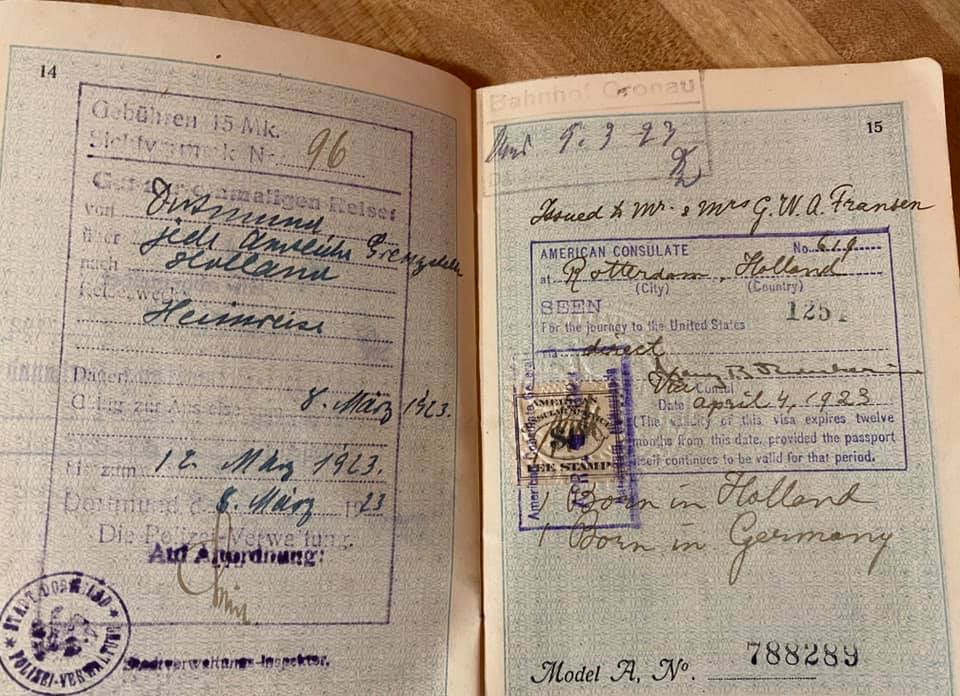 Как выглядел европейский паспорт 100 лет назад? Женщина получила документы прадеда и решила их перевести 31