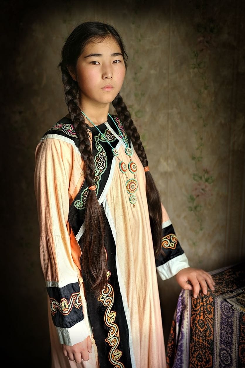 17 представителей коренных народностей Сибири: фотосессия в национальных костюмах 67