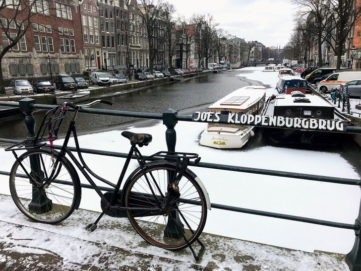 Виртуальное знакомство с Амстердамом: 18 фотографий о самых ярких особенностях столицы Нидерландов 80