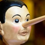 10 признаков того, что ваш собеседник лжет