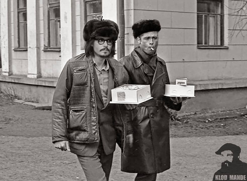 16 отвязных коллажей художника, который смешивает в одном кадре героев советского и голливудского кино 54