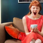 Почему мы зеваем и для чего человеку необходимо зевать?